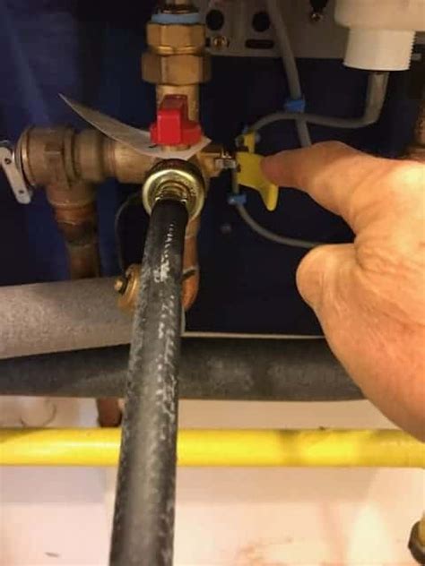 How To Clean A Tankless Water Heater With A Vinegar Flush Site Map