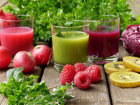 Detox juice recipes: poweful and easy | HireRush Blog