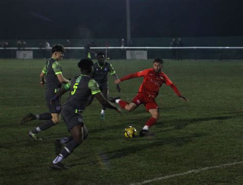 Match Photos: Thatcham Town FC – Home – Binfield FC