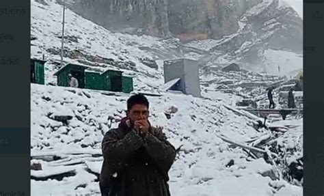 Watch Gurez Baltal Pir Panjal Receive Fresh Snowfall The Kashmir