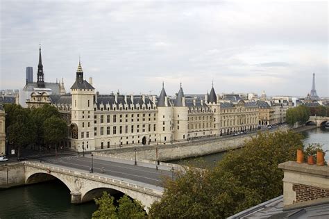 French Monument Of The Month La Conciergerie In Paris France Today