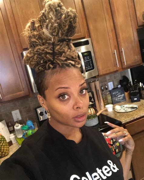 Épinglé Sur Eva Marcille