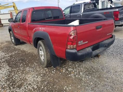 13 Toyota Tacoma Extended Cab Rear Seat Headrest Set Gray Cloth Ebay