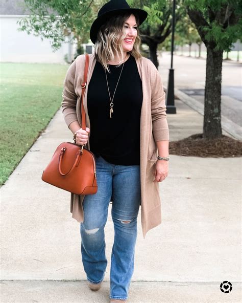 How To Style Flare Jeans This Fall How To Style Flare Jeans Style