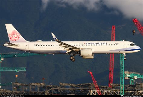 B 18111 China Airlines Airbus A321 271NX Photo By Henry Chow ID