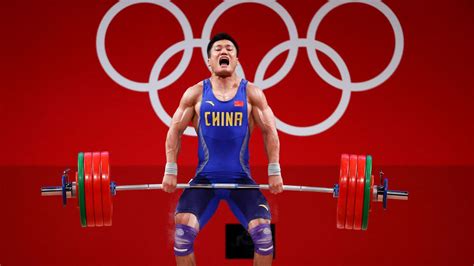 Weightlifting Chinas Veteran Lyu Wins Gold In Mens 81kg Reuters