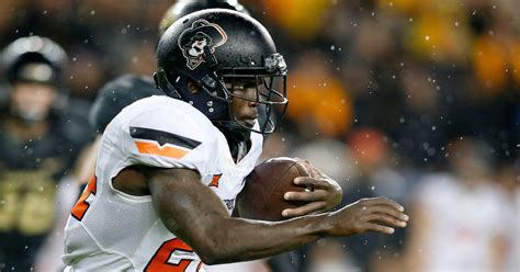 Oklahoma State's Tyreek Hill dismissed after arrest