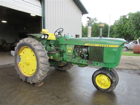 1967 John Deere 2510 Tractors 40 Hp To 99 Hp For Auction At