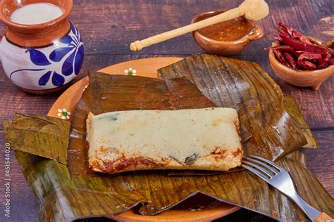 Comida T Pica Mexicana Tamales Veracruzanos O Jarochos Preparados Con