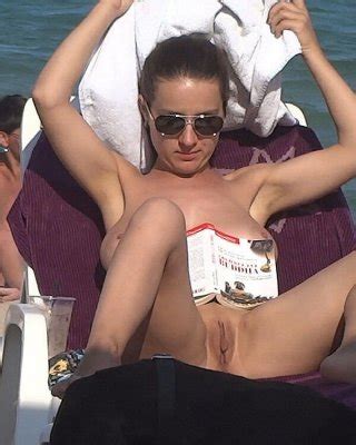 Top Milf With Nice Pussy Naked On The Fkk Beach Porn Pictures XXX Photos Sex Images