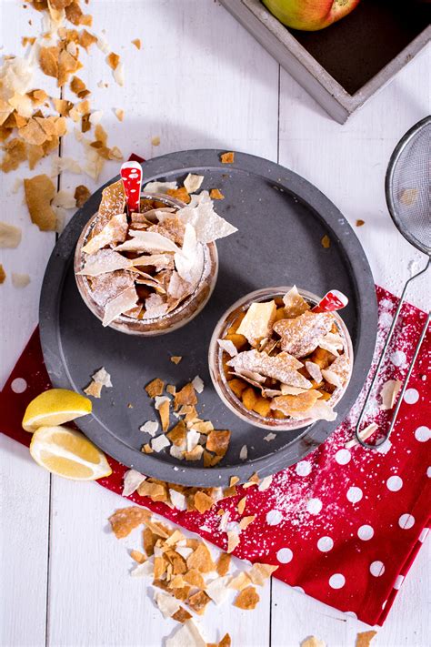 Jabolčni štrudel s skuto v kozarcu - Midva Kuhava