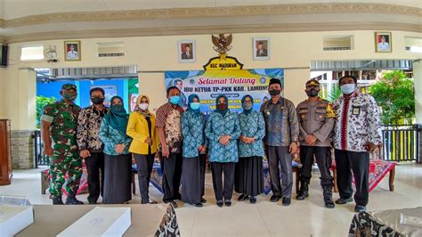 Kunjungan Program Kerja Tp Pkk Kab Lamongan Di Kec Maduran