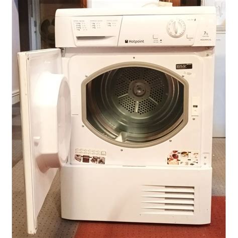 A Hotpoint Aquarius Condensing Dryer Cdn7000 84cm X 60cm