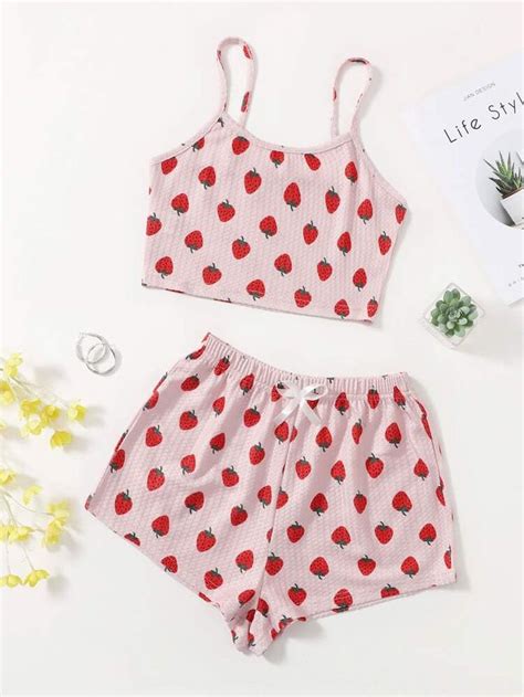 Ensemble De Pyjama Fines Brides Avec Imprim Fraise Pyjama Id E