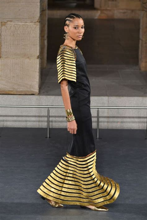 Chanel Turns To Egypt For Inspiration Of Modern Design Egyptian Streets