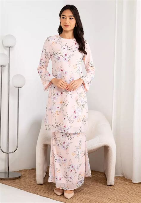 Buy Era Maya Pastel Pink Misty Floral Baju Kurung Moden Chiffon Online