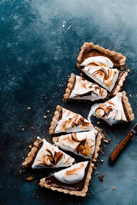 S Mores Tart With Toasted Marshmallow Meringue Blue Bowl