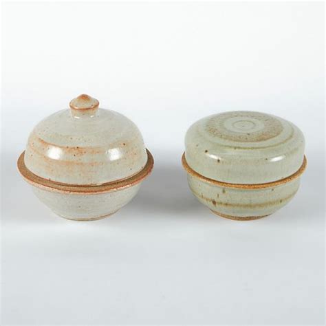 Grp 2 Warren Mackenzie Covered Pottery Bowls Marked Sold At Auction