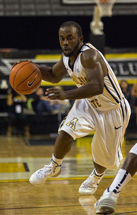 Men's basketball looks to Burgess for success – The Appalachian