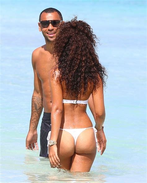 Naked Leigh Anne Pinnock Added 07 19 2016 By KA