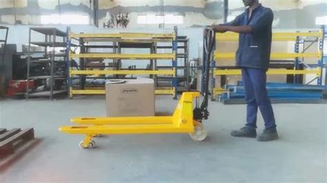 Josts Hydraulic Hand Pallet Truck For Material Handling Model Name