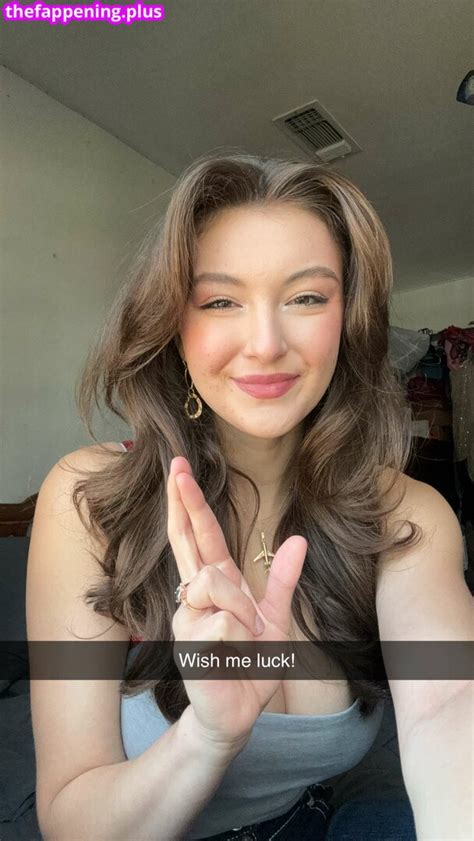 Beautyandbrainswithatwist Rachel Michelle Rachellemichelle Nude OnlyFans Photo The