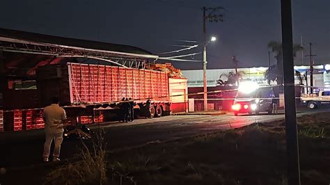 Muere Mujer Tras Ser Embestida En Su Moto Por Un Cami N En Uruapan