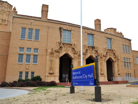 Memorial Auditorium renovation could cost Wichita Falls millions