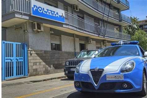 Revenge Porn Pubblica Sui Social Foto Intime Della Sua Ex Sicilianews It