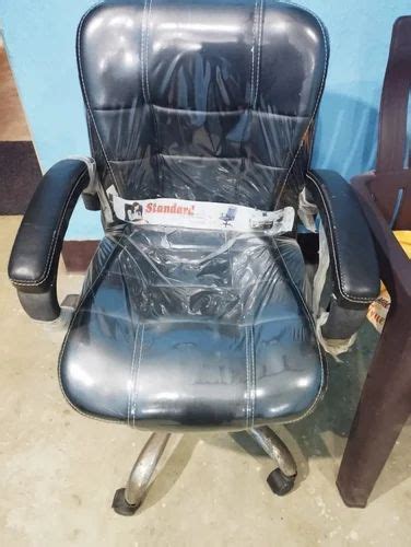 Rexine Medium Back Revolving Office Chair Black At Rs 3000 In Patna