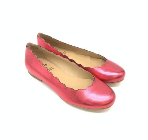 KMB - Touch my shoes
