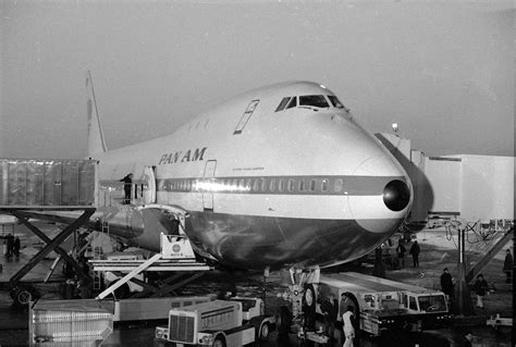 Boeing 747 jumbo jet ends US airline service, here's its history ...