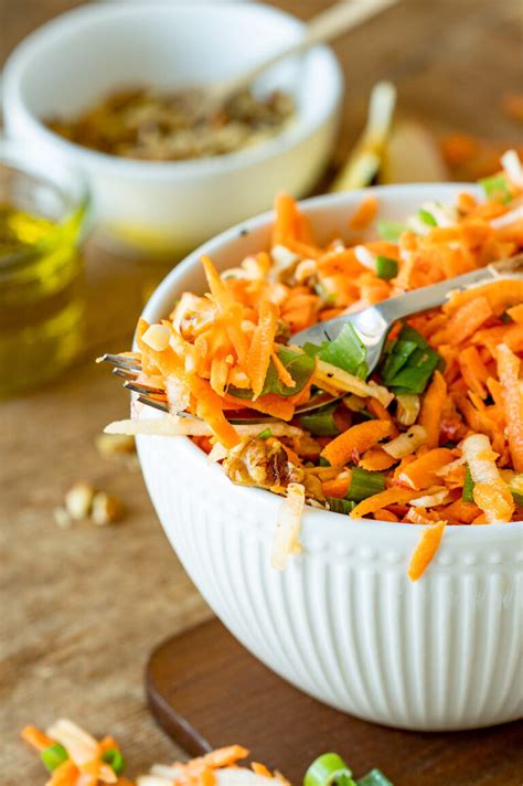 German Carrot And Apple Salad Lisa S Healthy Kitchen