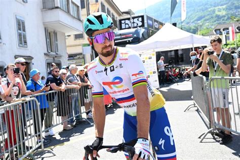 Peter Sagan fora das corridas e vai ser operado ao coração