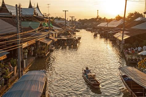 15 Beautiful Towns Where The Streets Are Made Of Water River Life