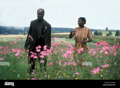 The Color Purple Year : 1985 USA Director : Steven Spielberg Leonard ...