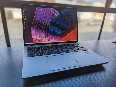 HP ZBook Fury 16 G10 mobile workstation review: 100 W Nvidia RTX 5000 ...