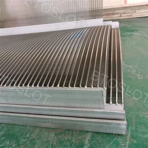 Stainless Steel Slot Wedge Wire Sieve Bend Screen Filters At Best Price