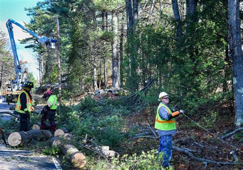 Heavy Winds Knock Out Power To Thousands In Maine Again