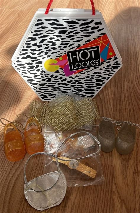 Vintage Mattel Hot Looks Zizi Super Accessory Tote Fashion Extras Never Opened Doll Peddlar