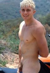 Free Lee Walbash Porn Videos From Thumbzilla