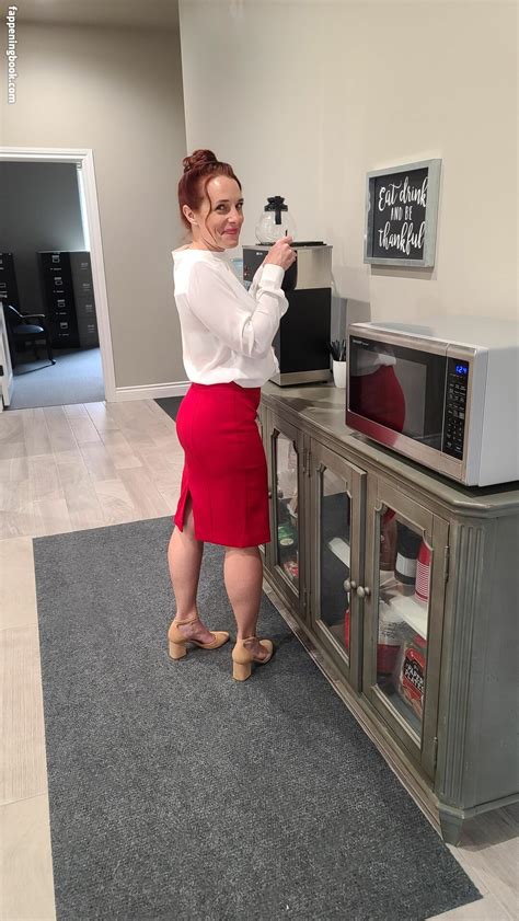 Bcflyers Hotwifeinok Nude OnlyFans Leaks Fappening FappeningBook