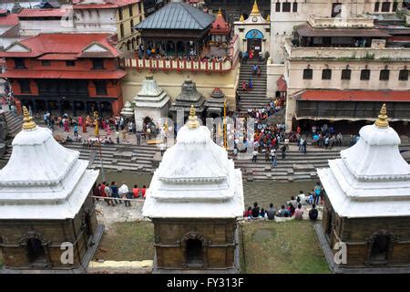 Cremation At Pashupatinath Temple Kathmandu Nepal Stock Photo Alamy