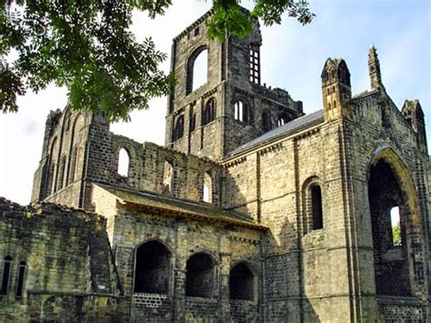 Kirkstall Abbey Leeds Yorkshire Britain All Over Travel Guide