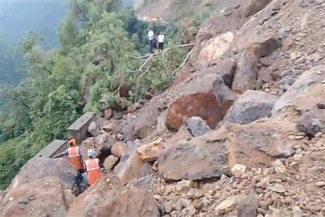 Uttarakhand Rishikesh Badrinath Blocked Due To Landslide In Tehri Garhwal The Statesman