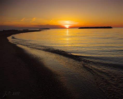 Sunset Over Lake Erie Presque Isle State Park Erie Pa Flickr