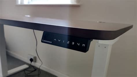 Autonomous SmartDesk Core standing desk review | PC Gamer