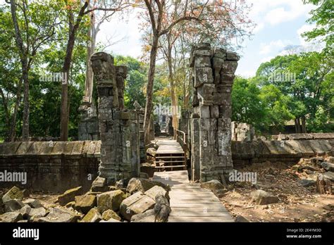 Prasat Thom of Koh Ker temple site, Preah Vihear Region, Cambodia, Asia ...