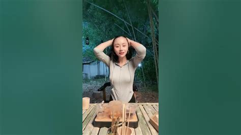 御姐直播卖茶具，乳摇 Shaking Boobs Youtube