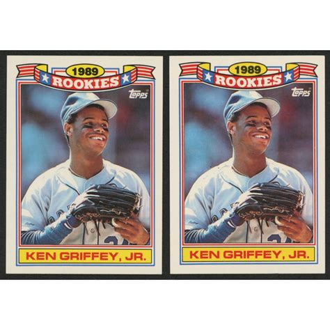 Lot Of 2 1990 Topps Rookies 11 Ken Griffey Jr Baseball Cards